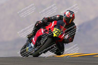 media/Oct-03-2022-Moto Forza (Mon) [[5f077a3730]]/Advanced Group/Session 4 (Turn 9)/